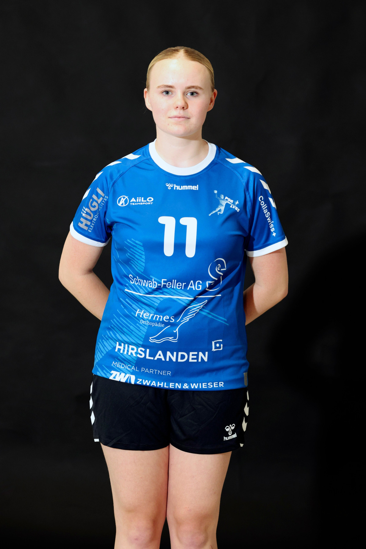 #11 Anne-Julie Stucki