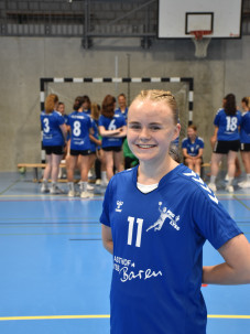 #11 Anne-Julie Stucki