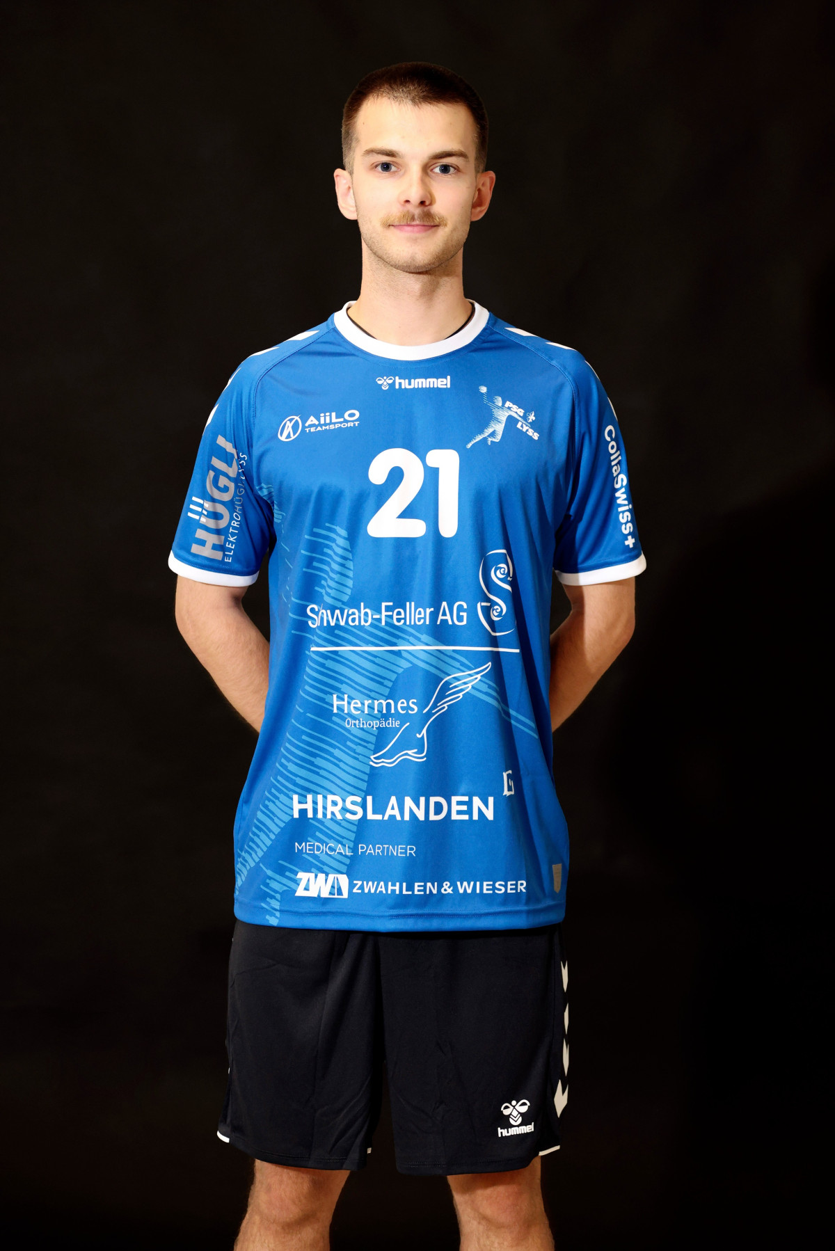 #21 Morris Tschann